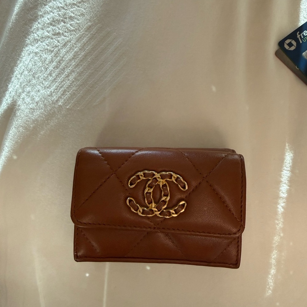 CHANEL brown leather wallet